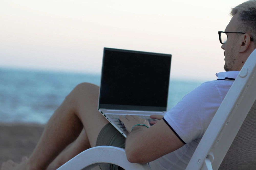 Flexible work environment with Virtual Printer Client cloud connection.